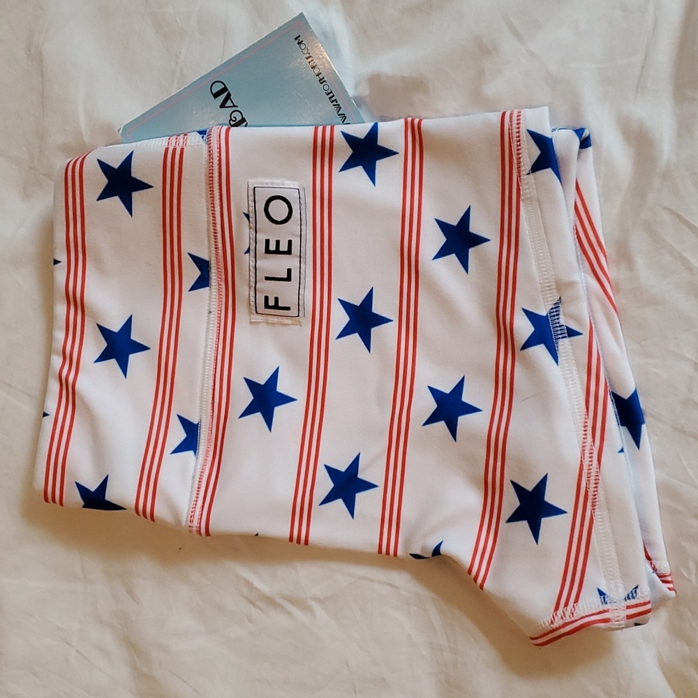 FLEO Stars & Stipes NWT